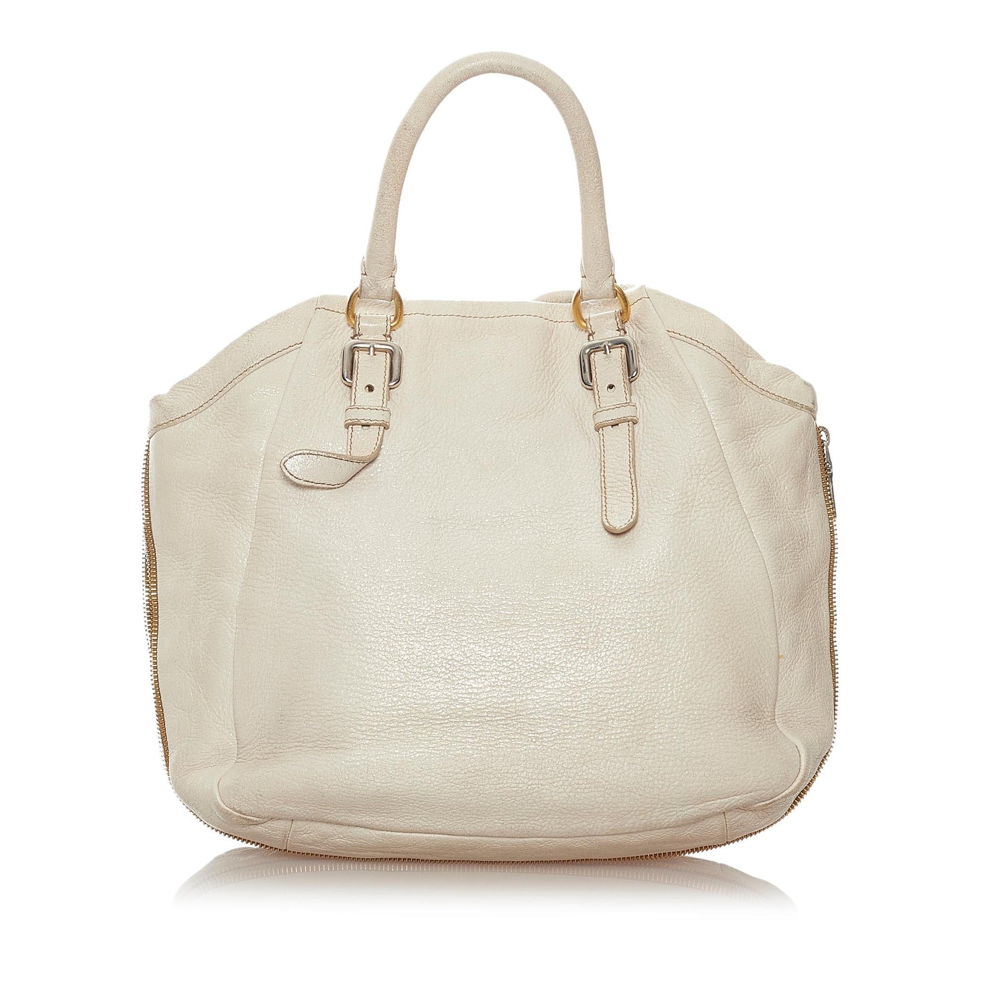 Prada Vitello Daino Satchel (SHG-27636)