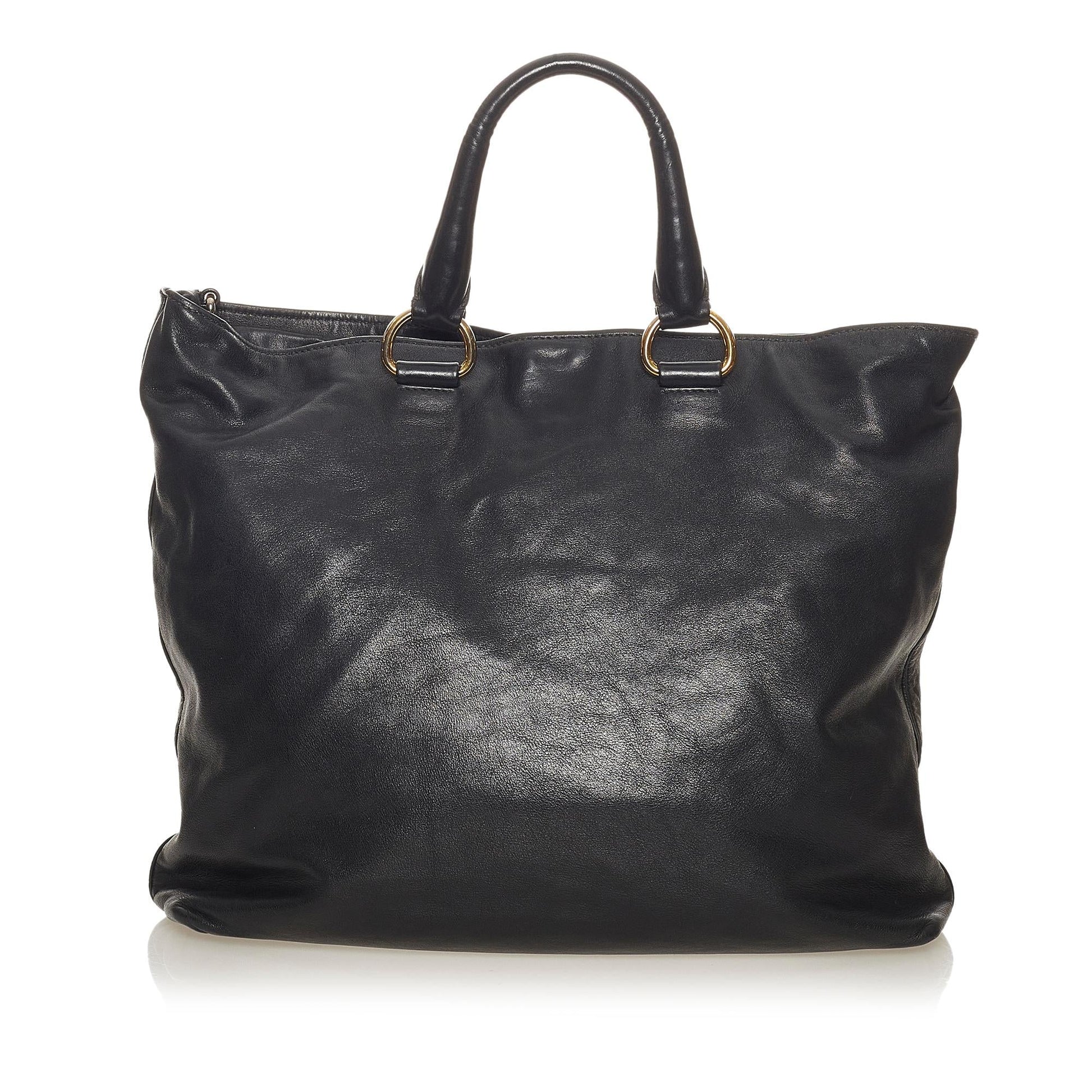 Prada Vitello Daino Satchel (SHG-27750)