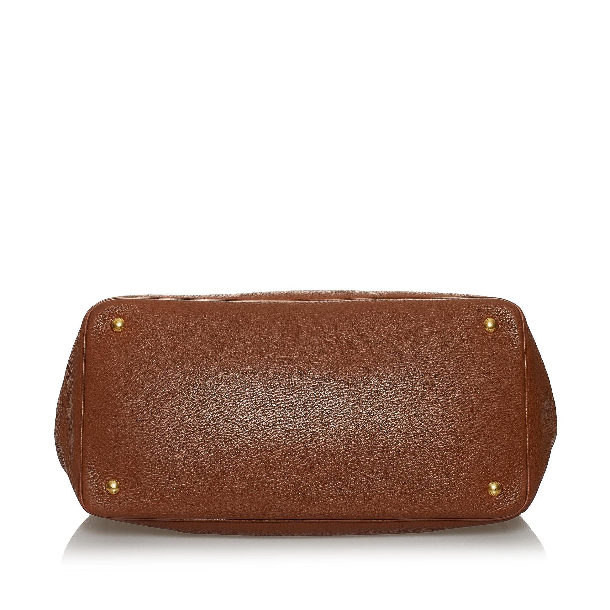 Prada Vitello Daino Satchel (SHG-30700)