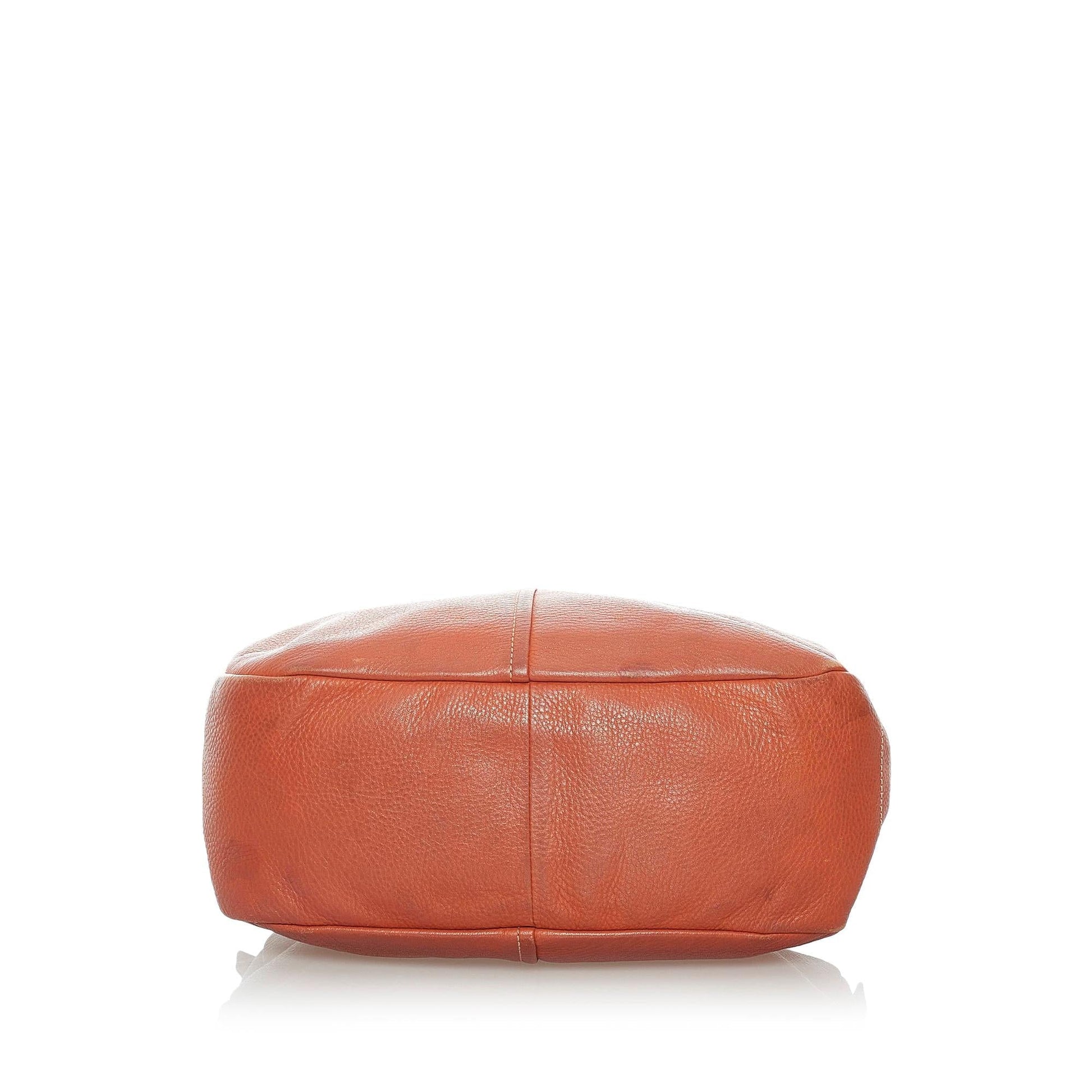 Prada Vitello Daino Shoulder Bag (SHG-30578)