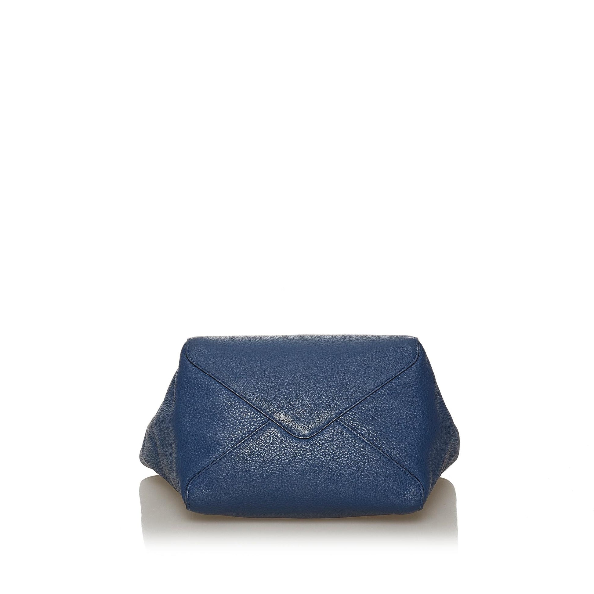 Prada Vitello Daino Tote Bag (SHG-28613)