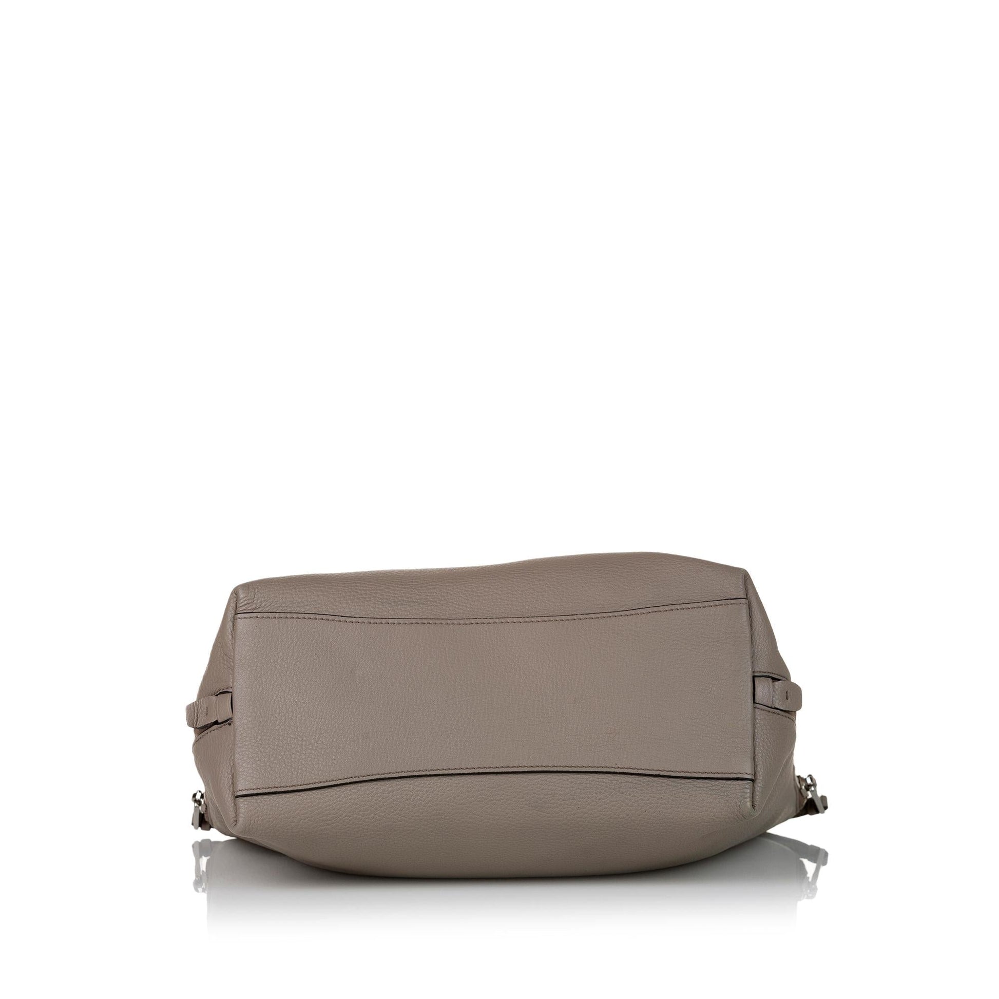 Prada Vitello Daino Tote Bag (SHG-31343)