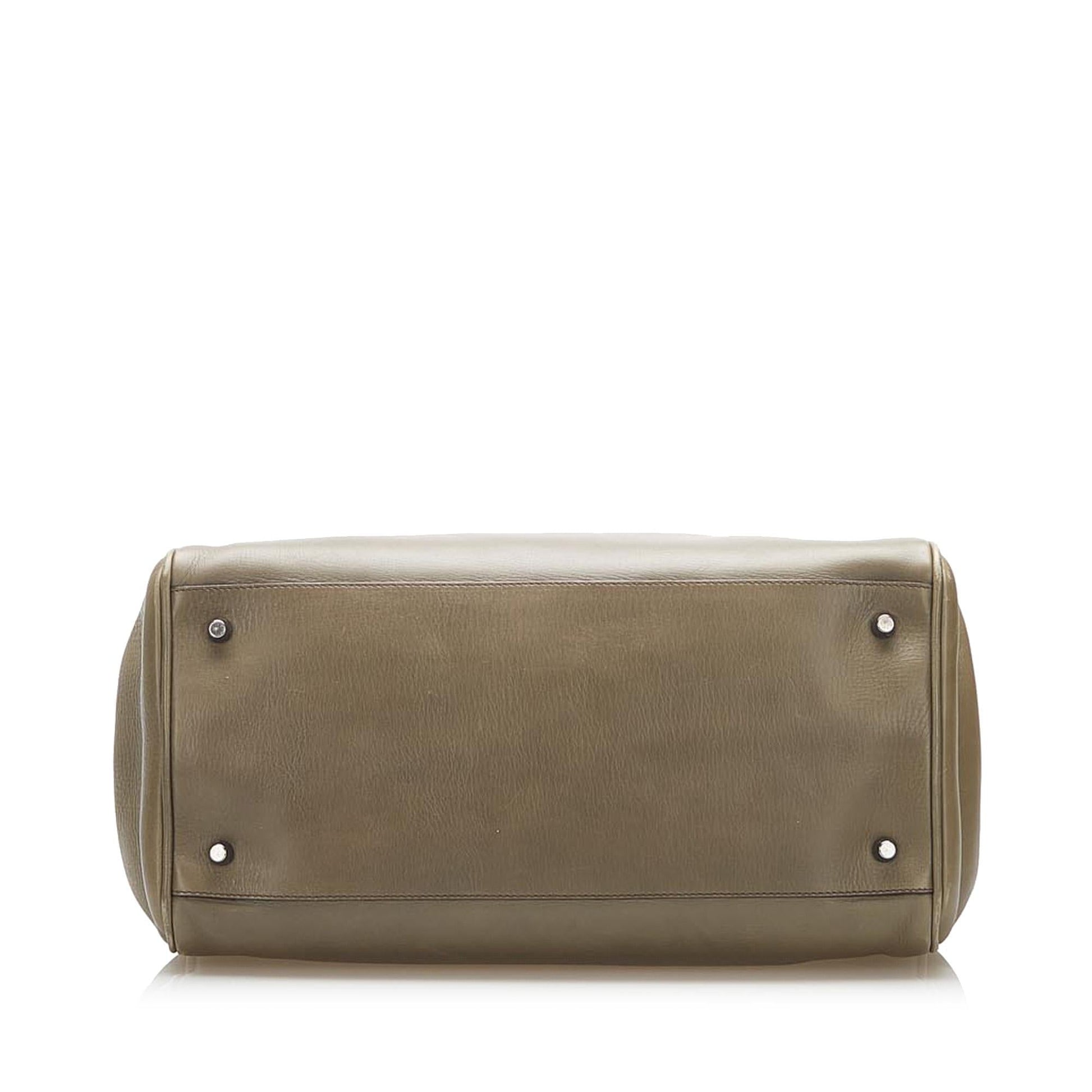 Prada Vitello Fibbia Handbag (SHG-22324)