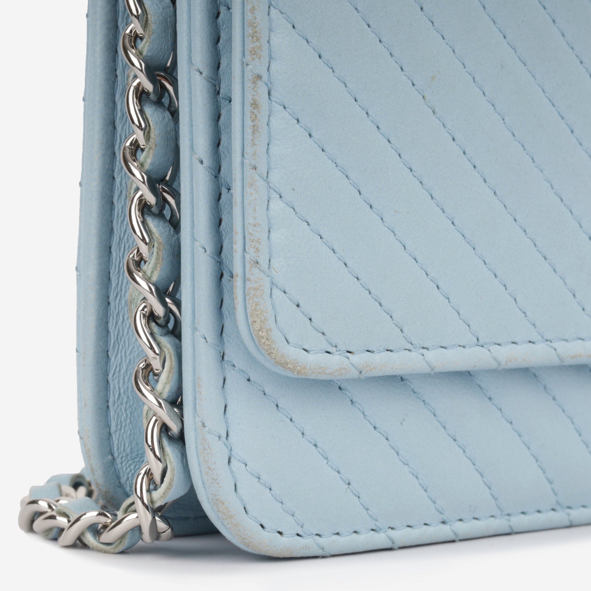 Chanel Classic Wallet On Chain