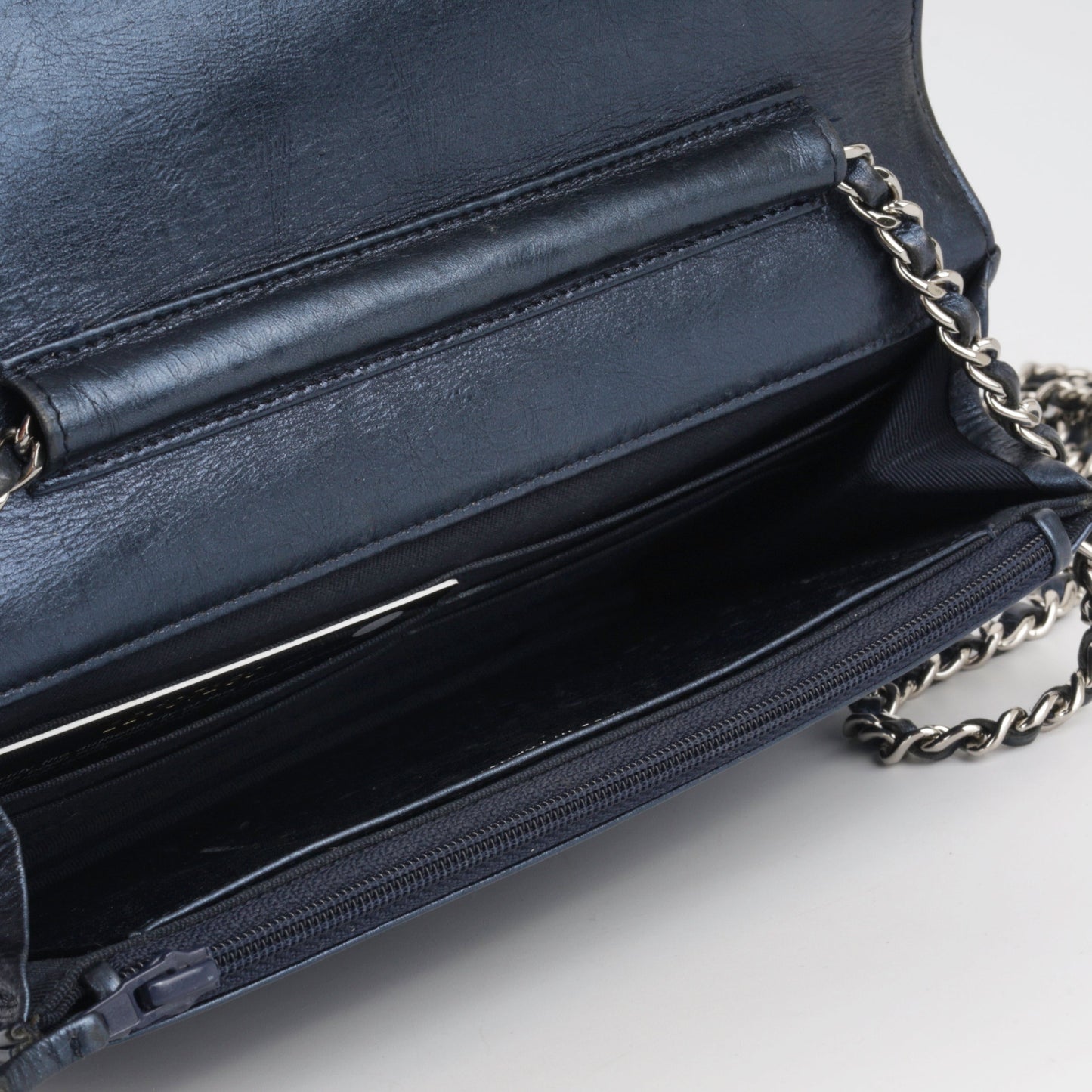 Chanel Re-issue Wallet on Chain