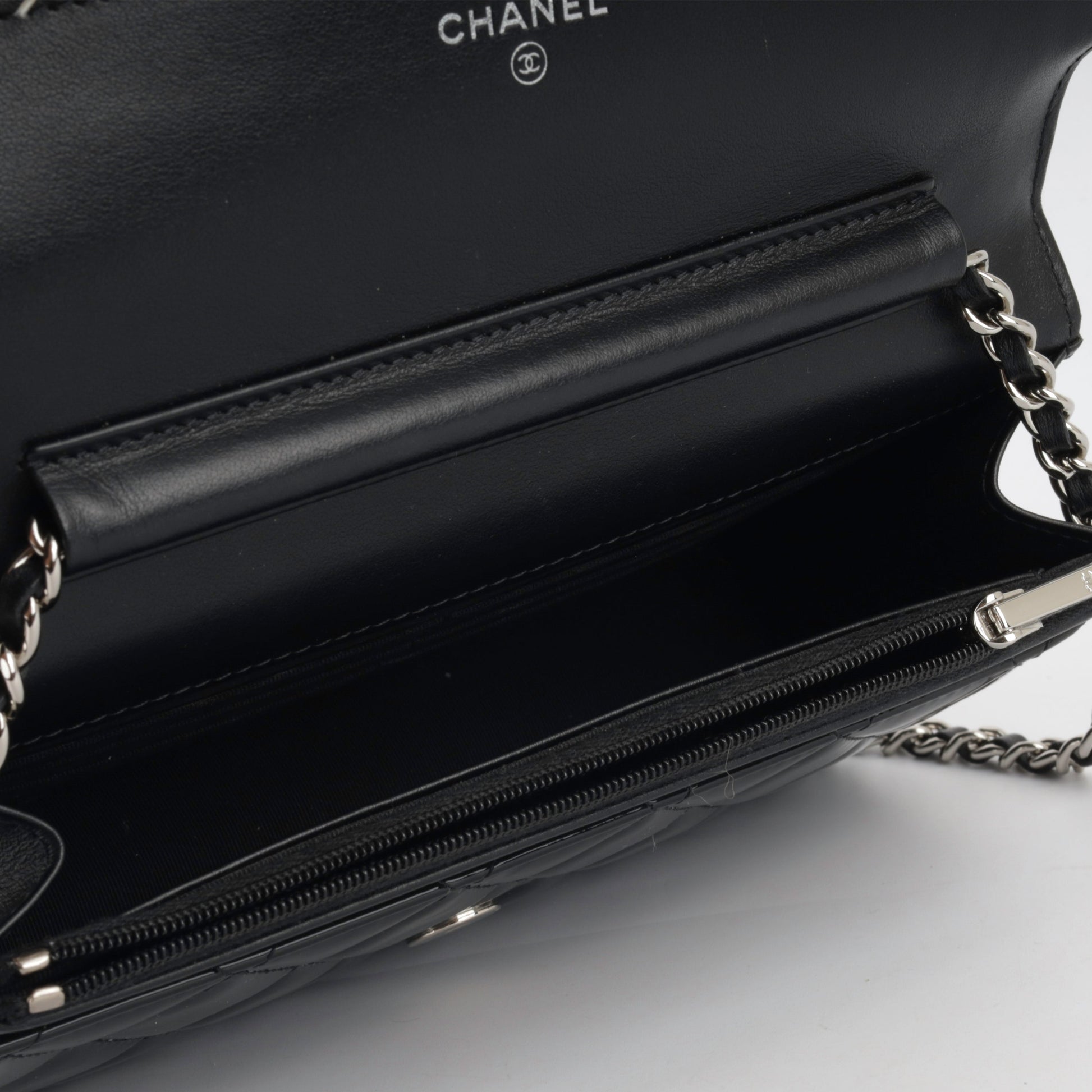 Chanel Classic Wallet on Chain