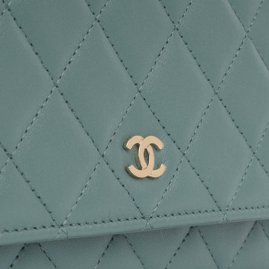 Chanel Classic Wallet on Chain