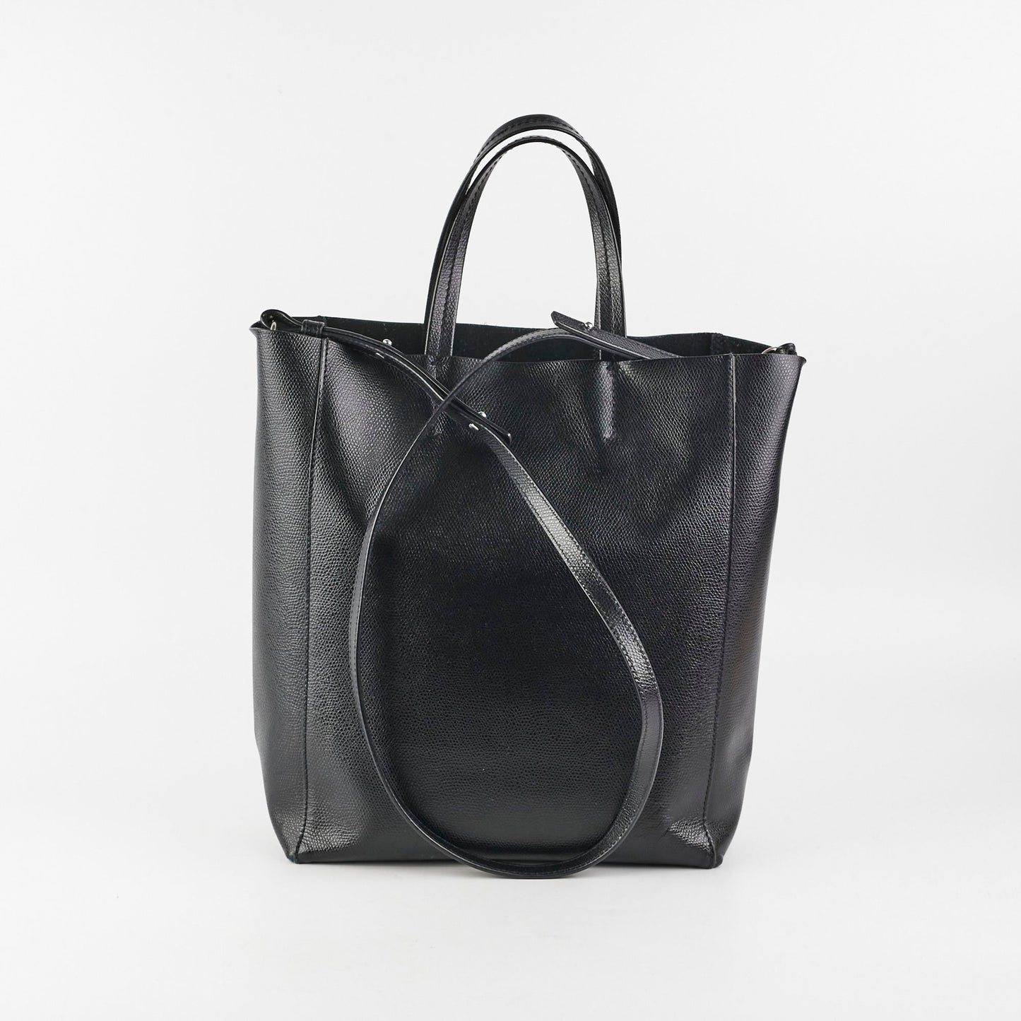 Luxury CELINE Leather Tote Black