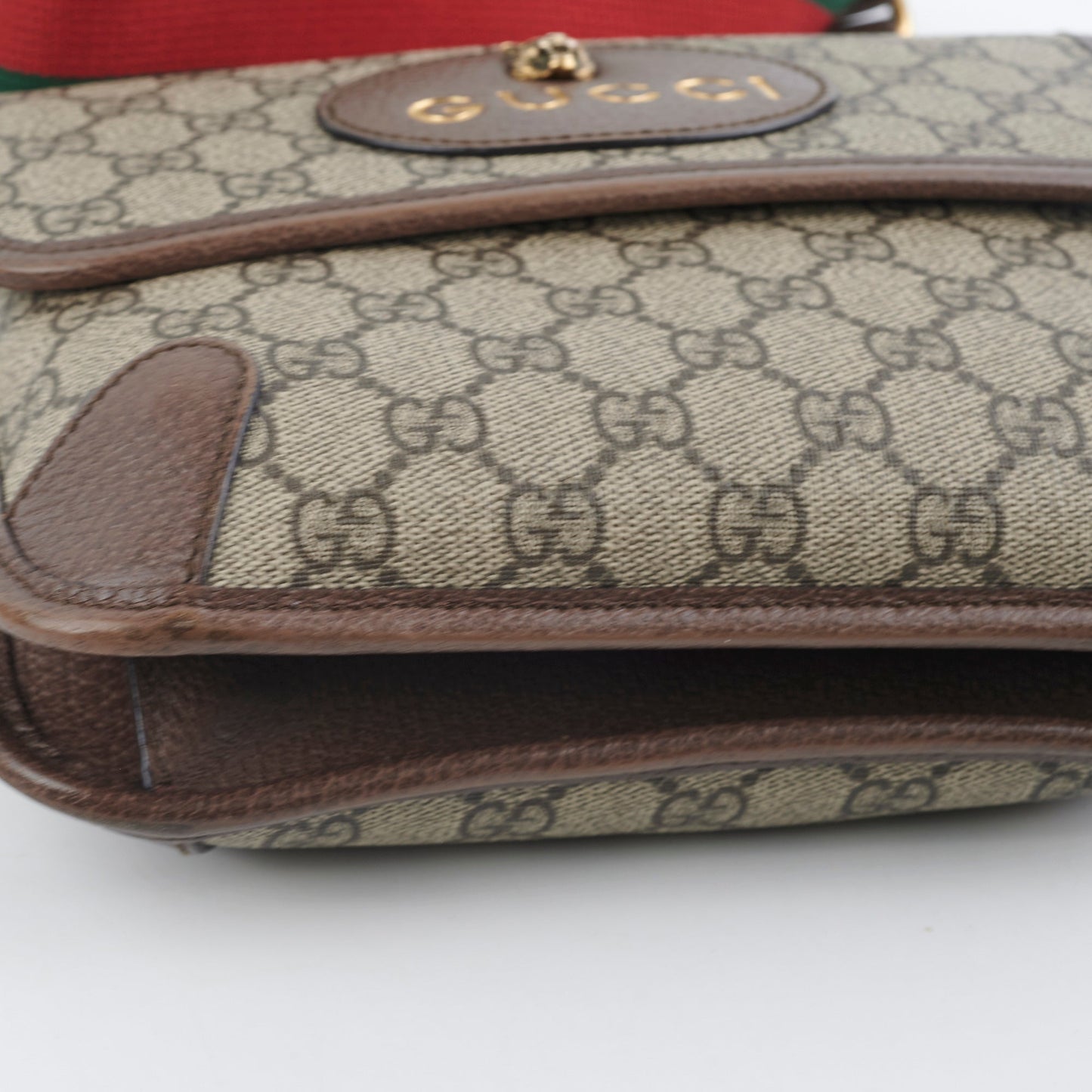 Gucci Neo  Supreme Messenger Bag