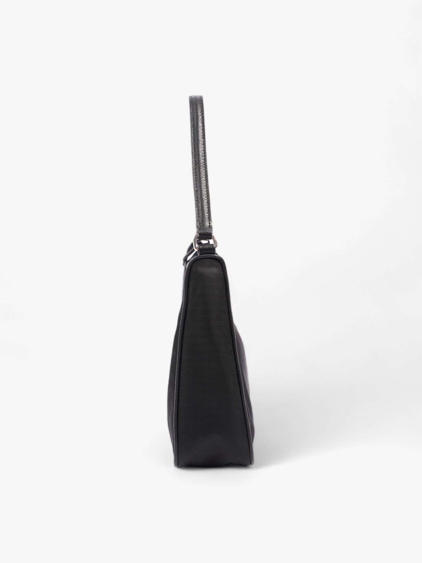 Prada Re-Edition 2005 Black Re Nylon