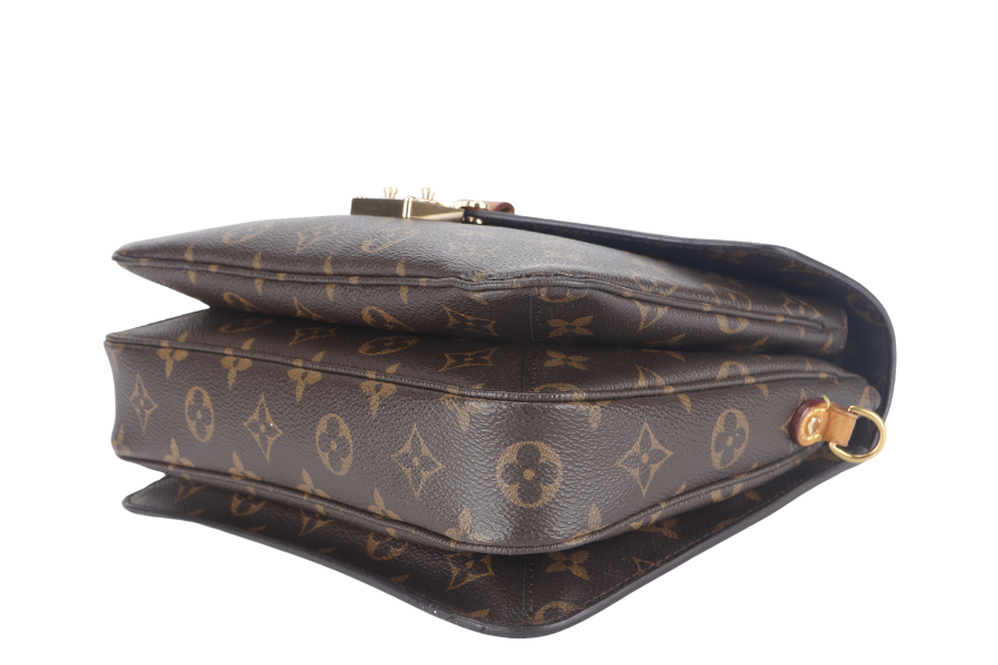 LOUIS VUITTON POCHETTE MÉTIS 24 ( ) BROWN MONOGRAM CANVAS GOLD HARDWARE NO DUST COVER Clutch