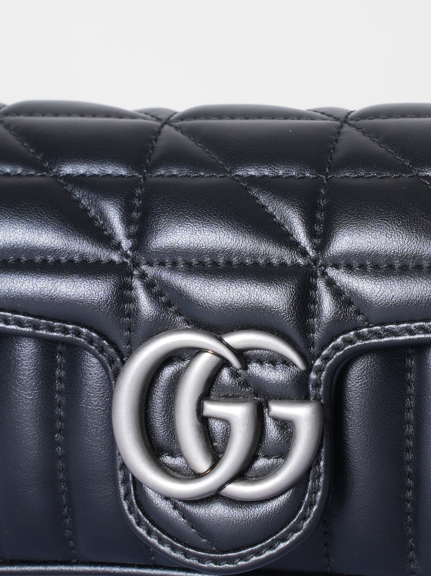 Gucci Lou Quilted Leather Shoulder Bag