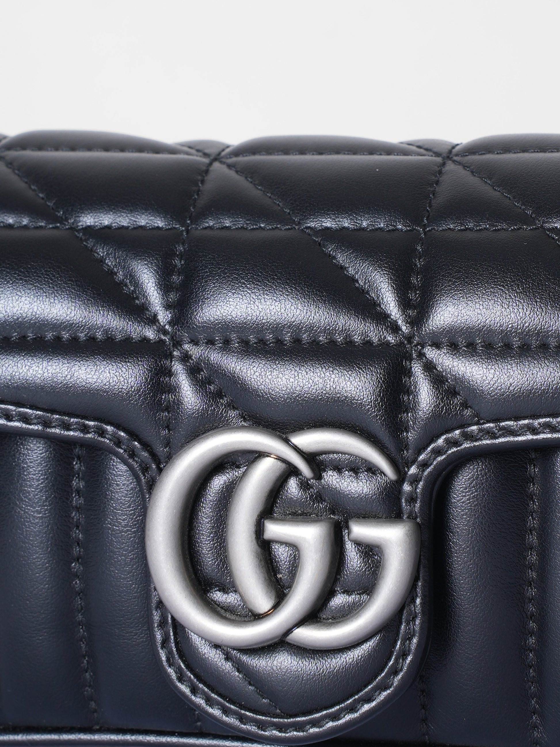 Gucci Lou Quilted Leather Shoulder Bag