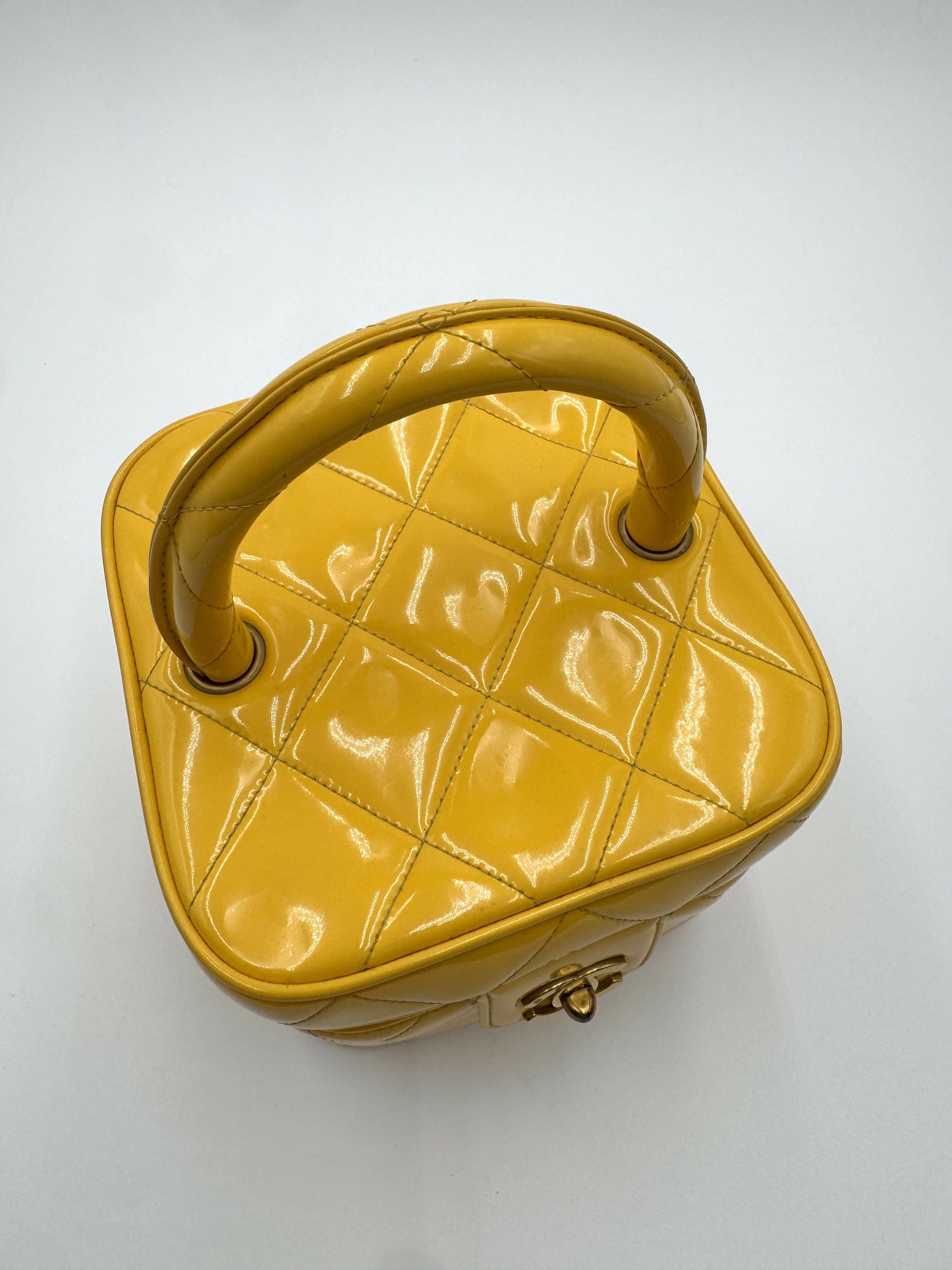 Chanel 1995 Barbie Yellow Heart-Mirror Vanity Case Bag