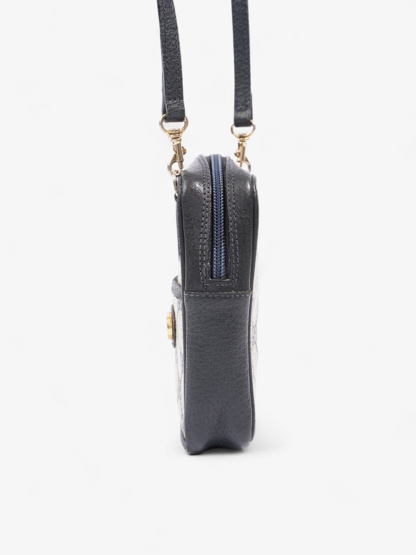 Gucci GG Supreme Shoulder Bag Navy / Beige Leather