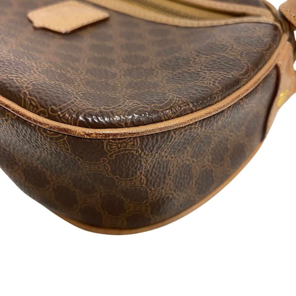 CELINE Shoulder Bag leather Brown Macadam
