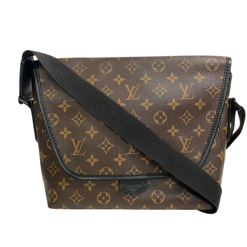 LOUIS VUITTON Shoulder Bag ? leather Brown Monogram Magnetic messenger