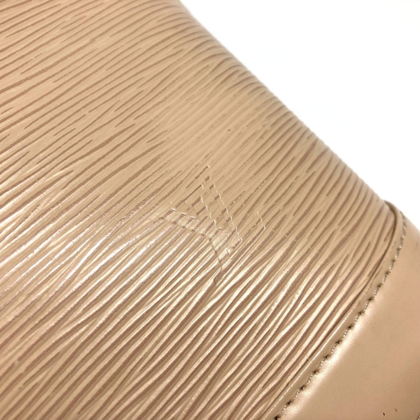 Louis Vuitton Leather Handbag