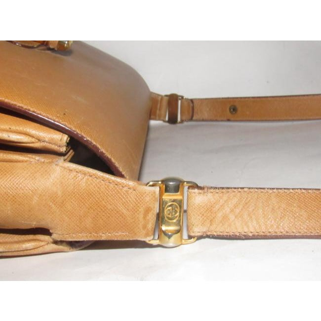 Gucci Envelope Leather Shoulder Bag