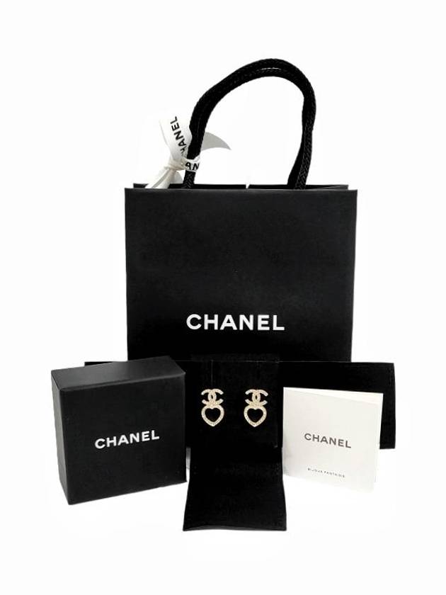Chanel Handbag - Lynora Bags
