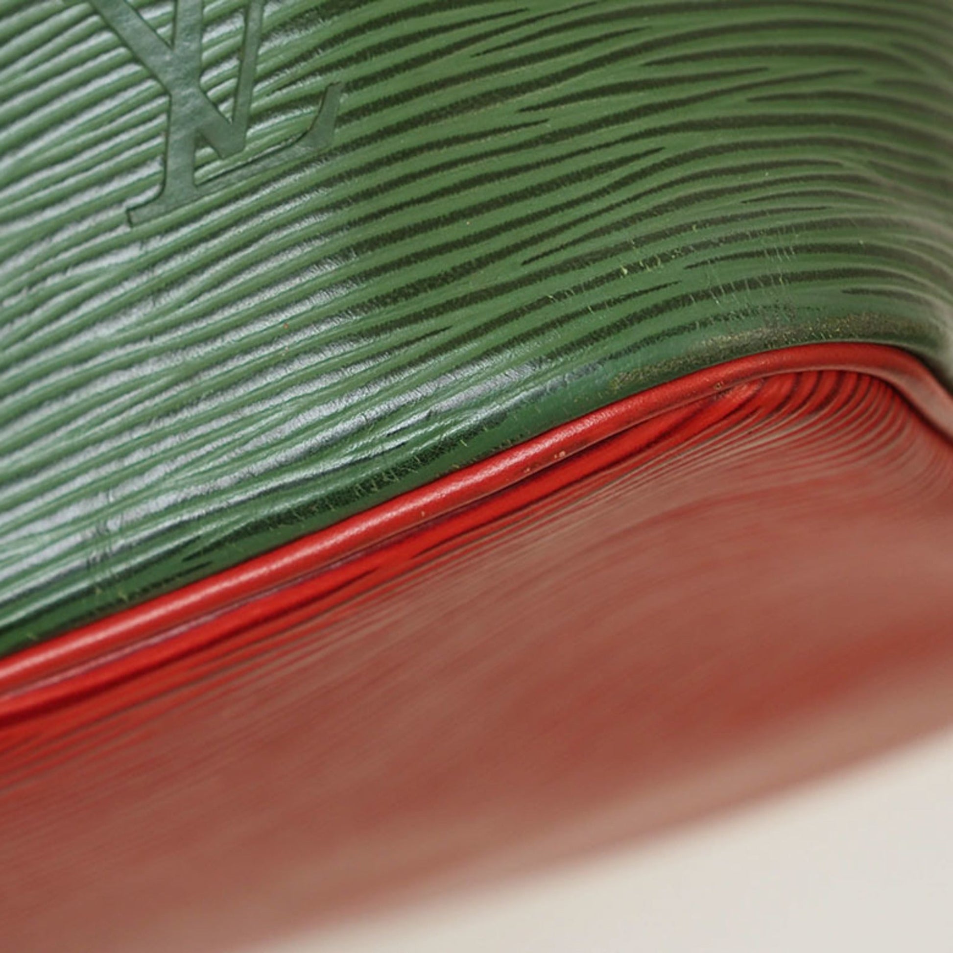 Louis Vuitton Epi Leather Shoulder Bag