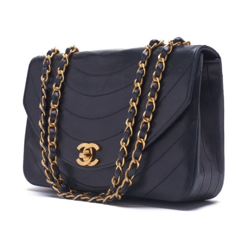 Chanel Border Stitch Round Flap Turnlock Chain Shoulder Black Shoulder Bag Shoulder Bag Ladies Shoulder Bag Hybrid Secondary Ship SS Dharma Sharma Online