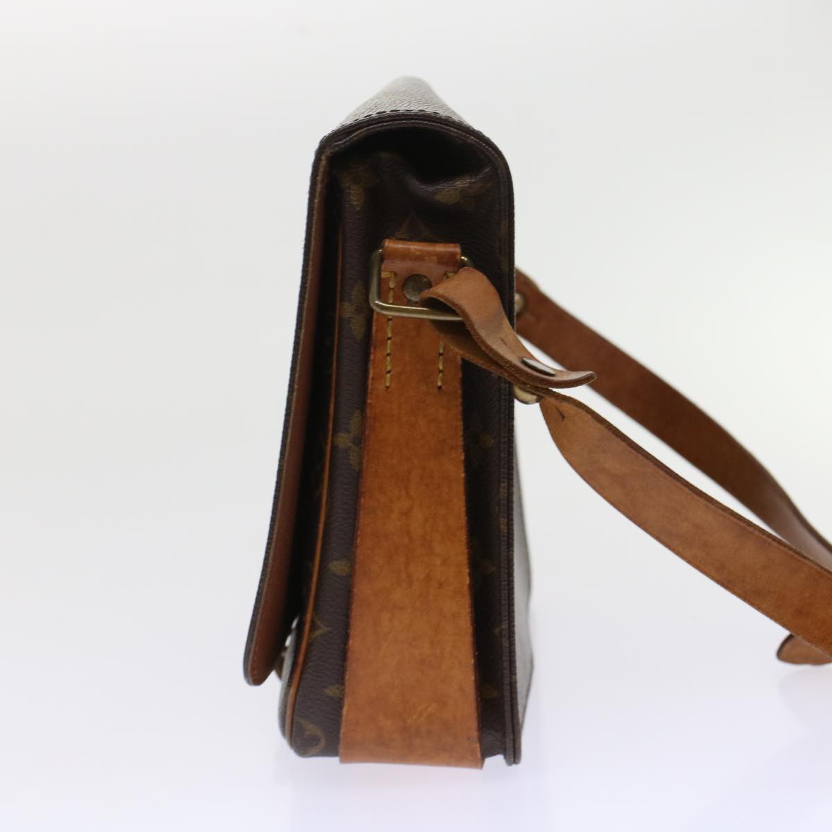 LOUIS VUITTON Monogram Cartouchiere GM Shoulder Bag LV am4526