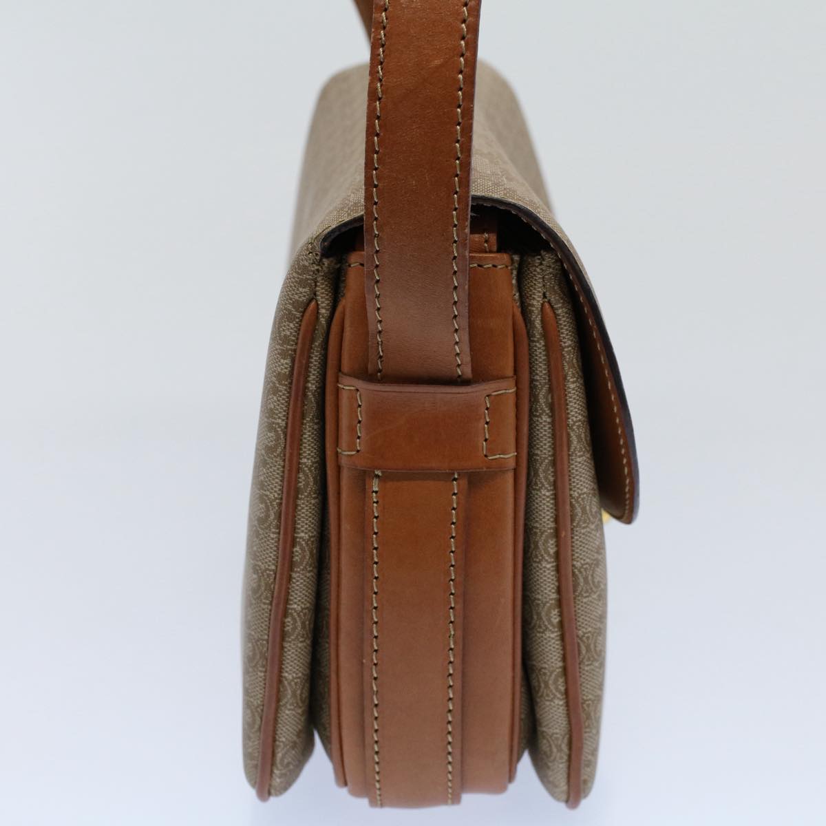 Luxury CELINE Macadam Canvas Shoulder Bag Beige ar10274