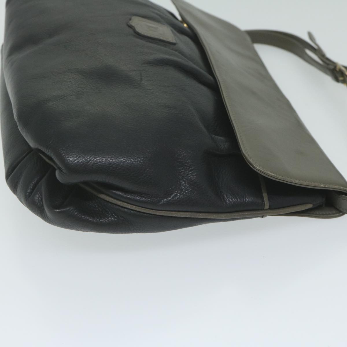 Luxury CELINE Shoulder Bag Leather Black ar11210