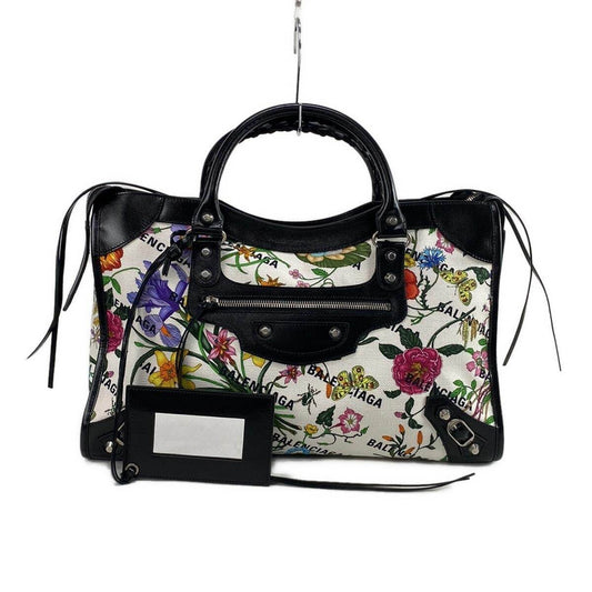 Gucci Twist Canvas Handbag