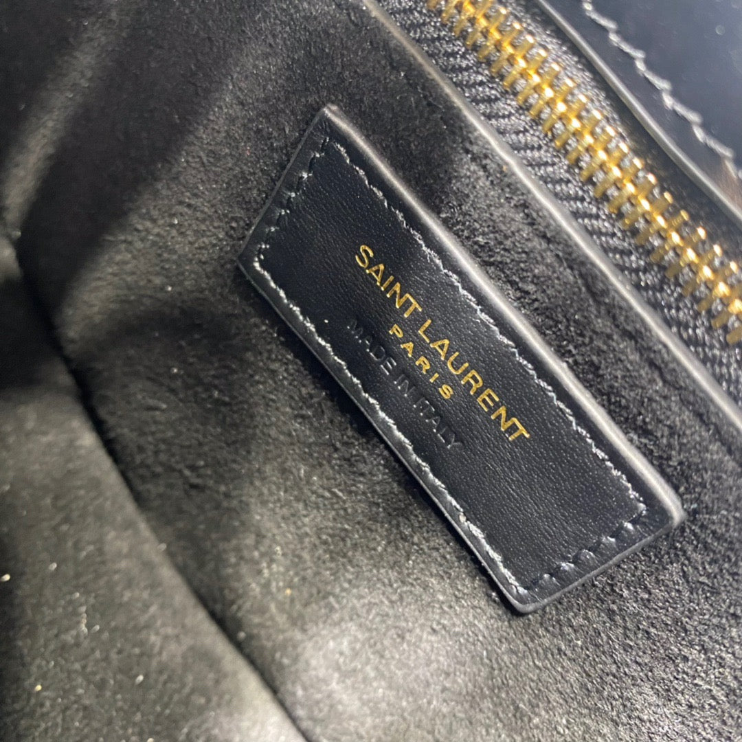 Yves Saint Laurent Le Fermoir Hobo Bag White/Black