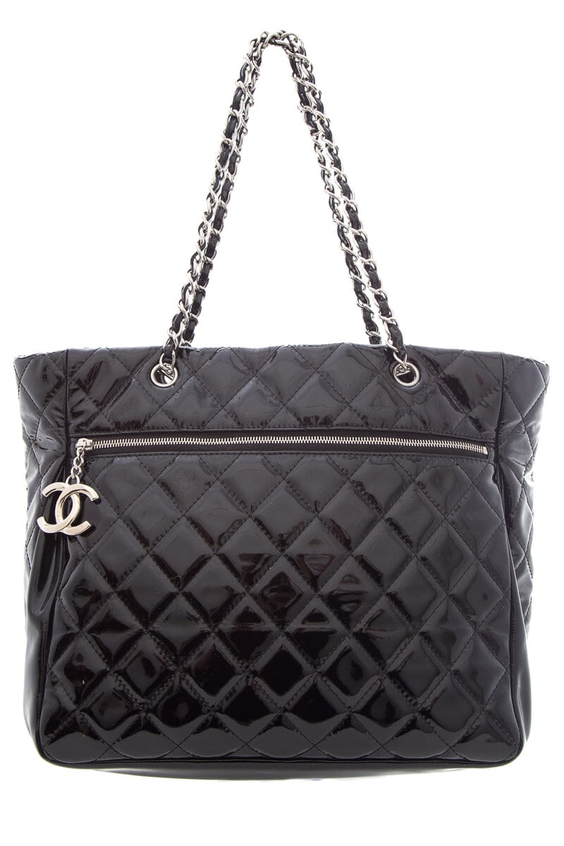 Chanel Black Diamond quilted 2009 2010 HandBag