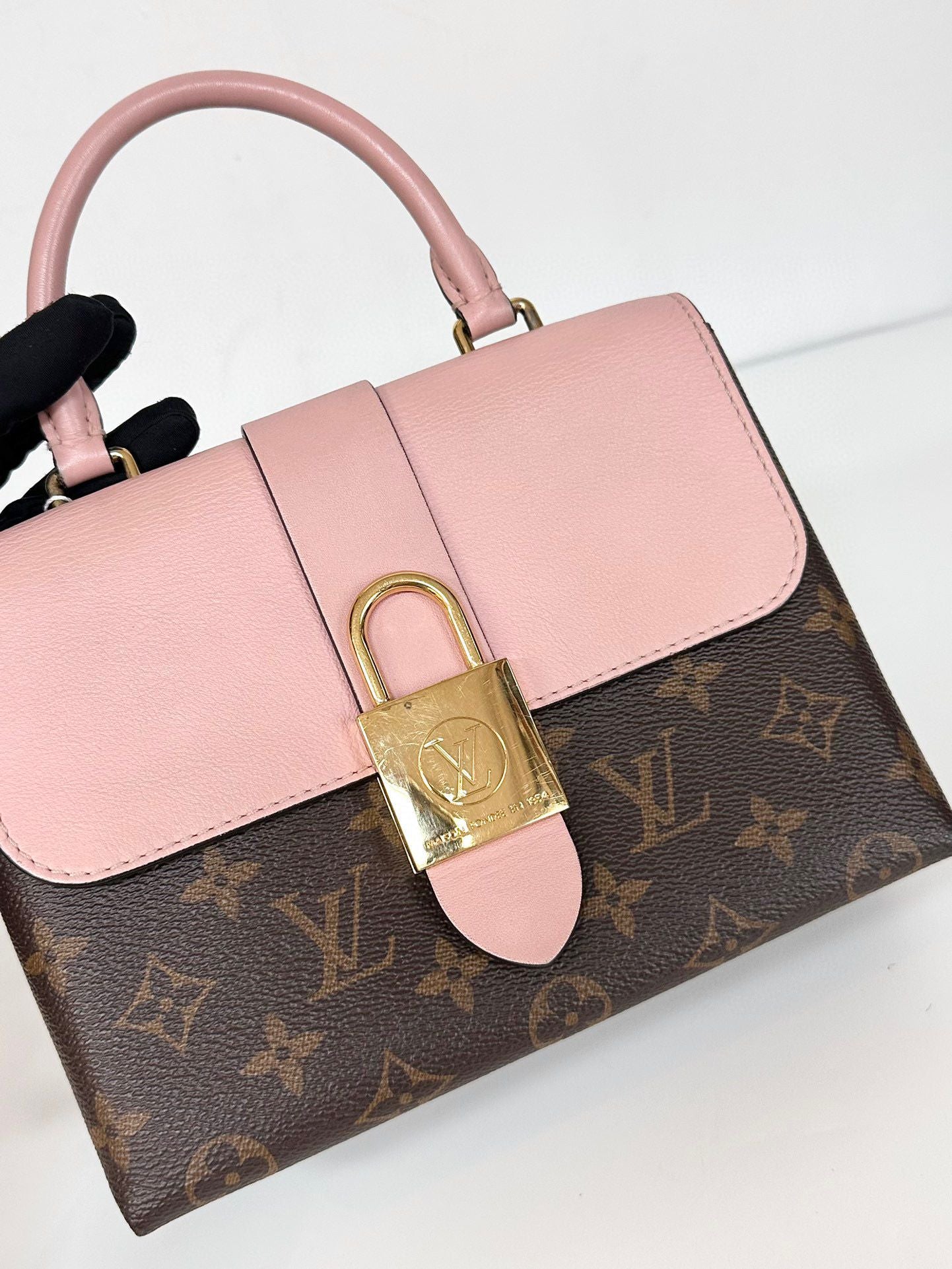 LOUIS VUITTON Monogram Locky BB Rose Poudre #1AAE