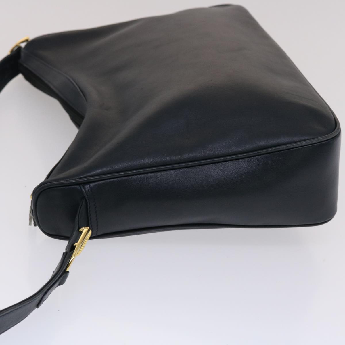 Gucci Leather Shoulder Bag