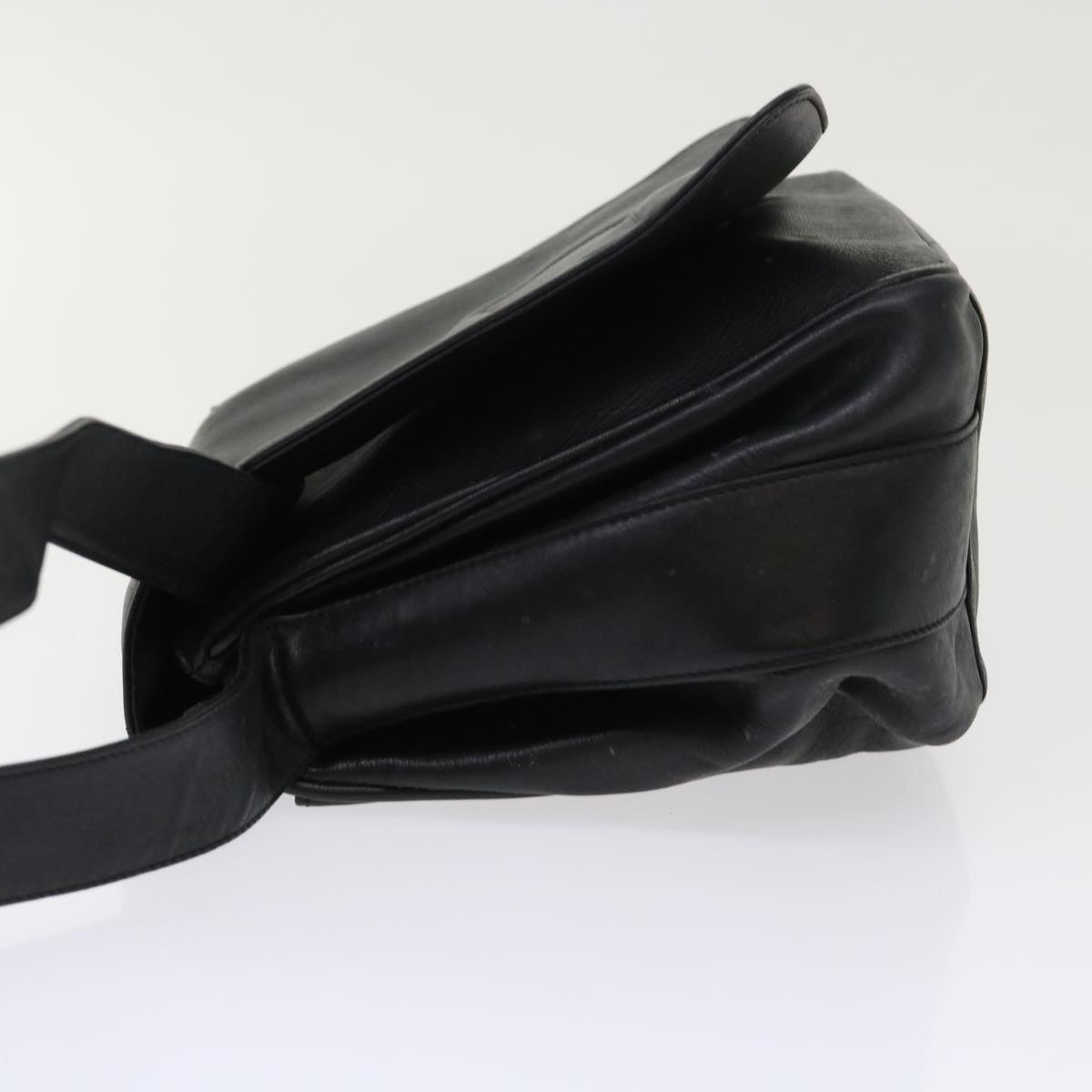 Gucci Leather Shoulder Bag