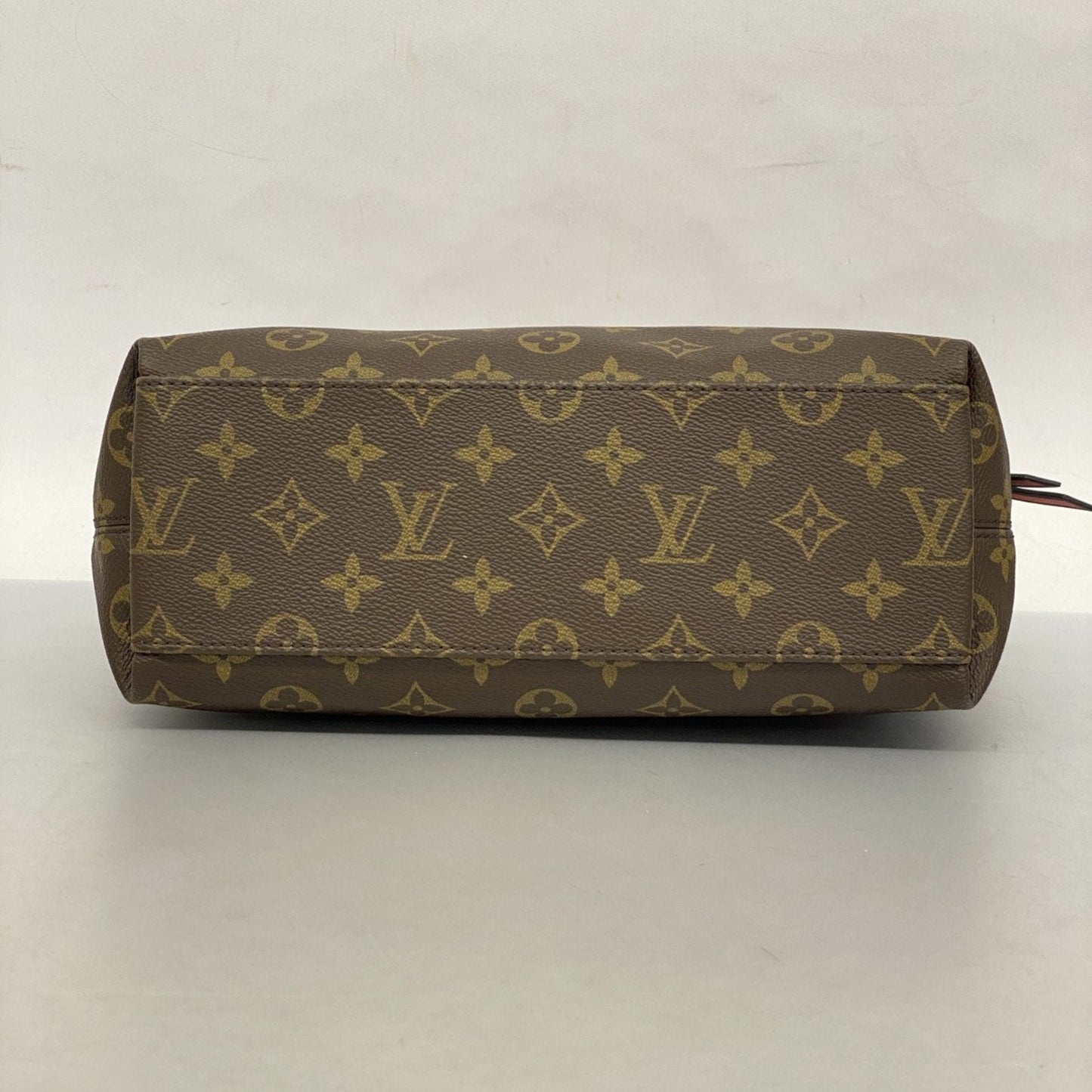 Louis Vuitton Caramel Shoulder Bag