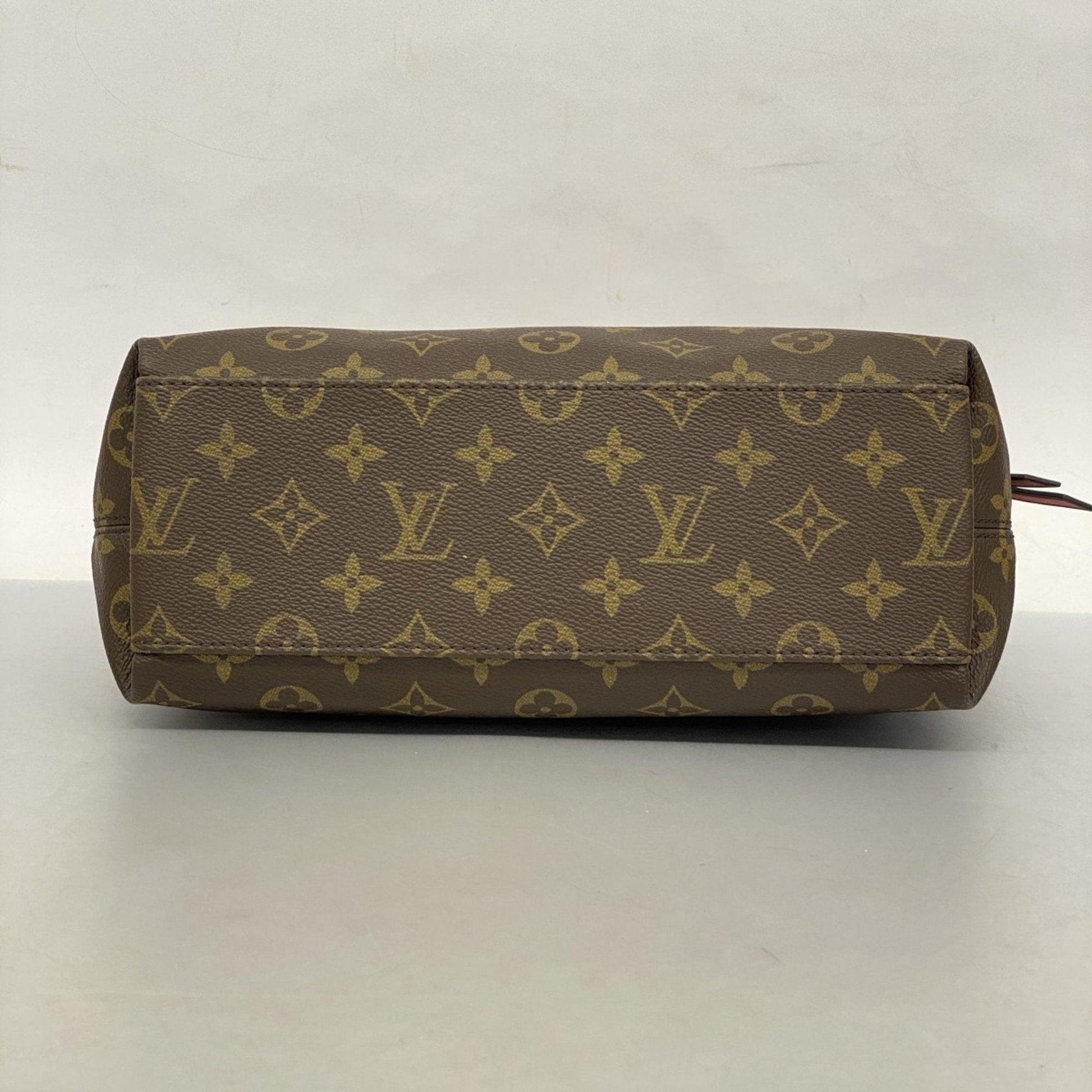 Louis Vuitton Caramel Shoulder Bag