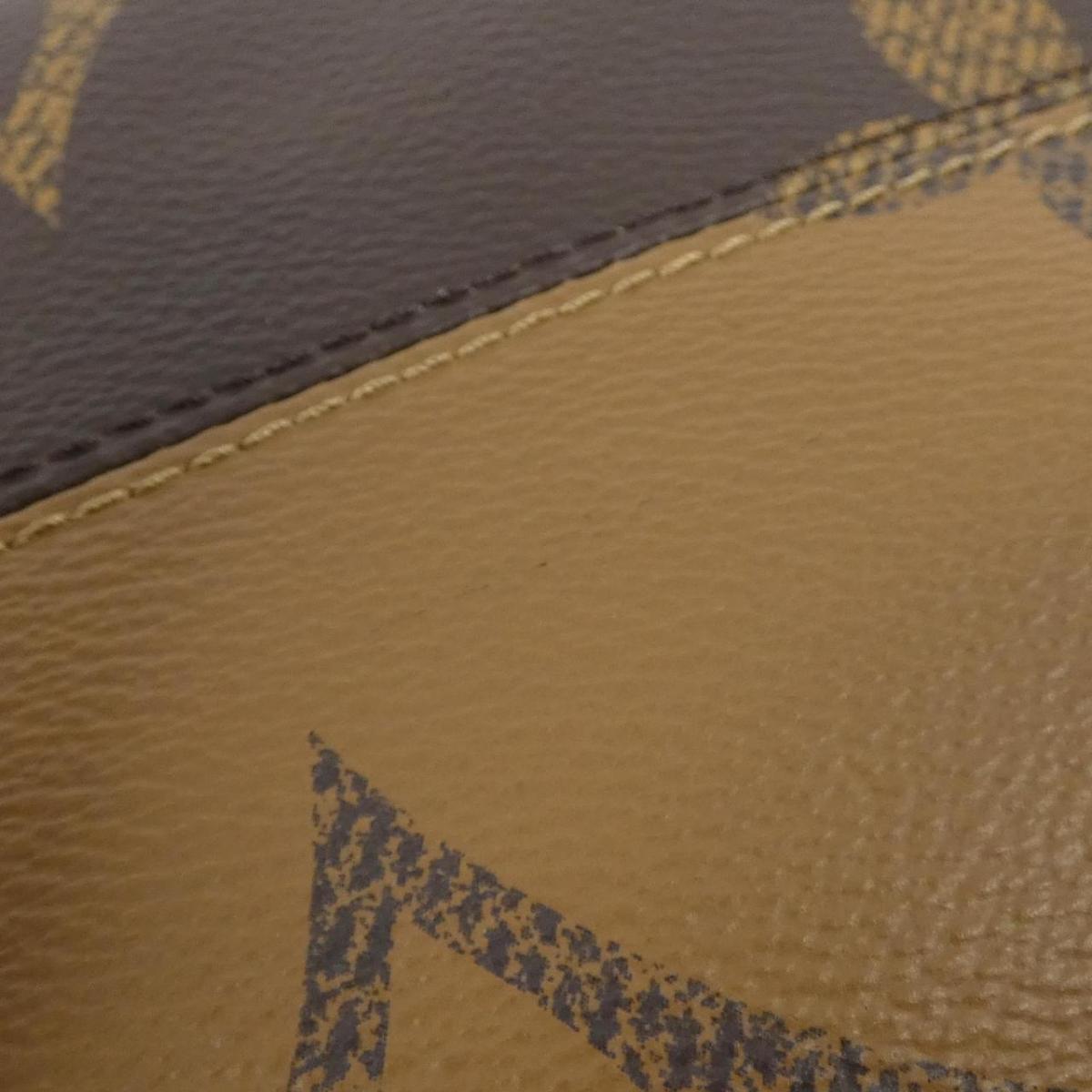 Louis Vuitton Monogram Giant On The Go MM M45321 Bag