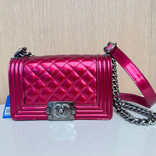 Chanel Boy Shoulder Bag - Lynora Bags