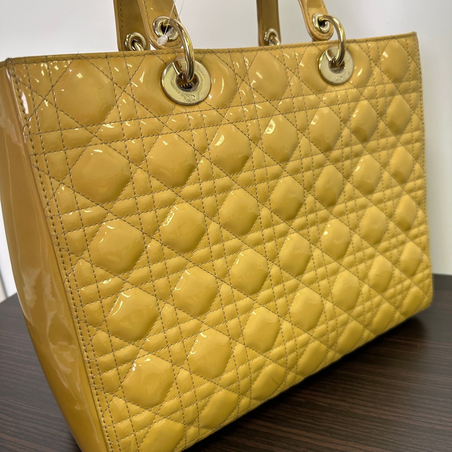 Dior Lady Dior Patent Leather Handbag LB120018