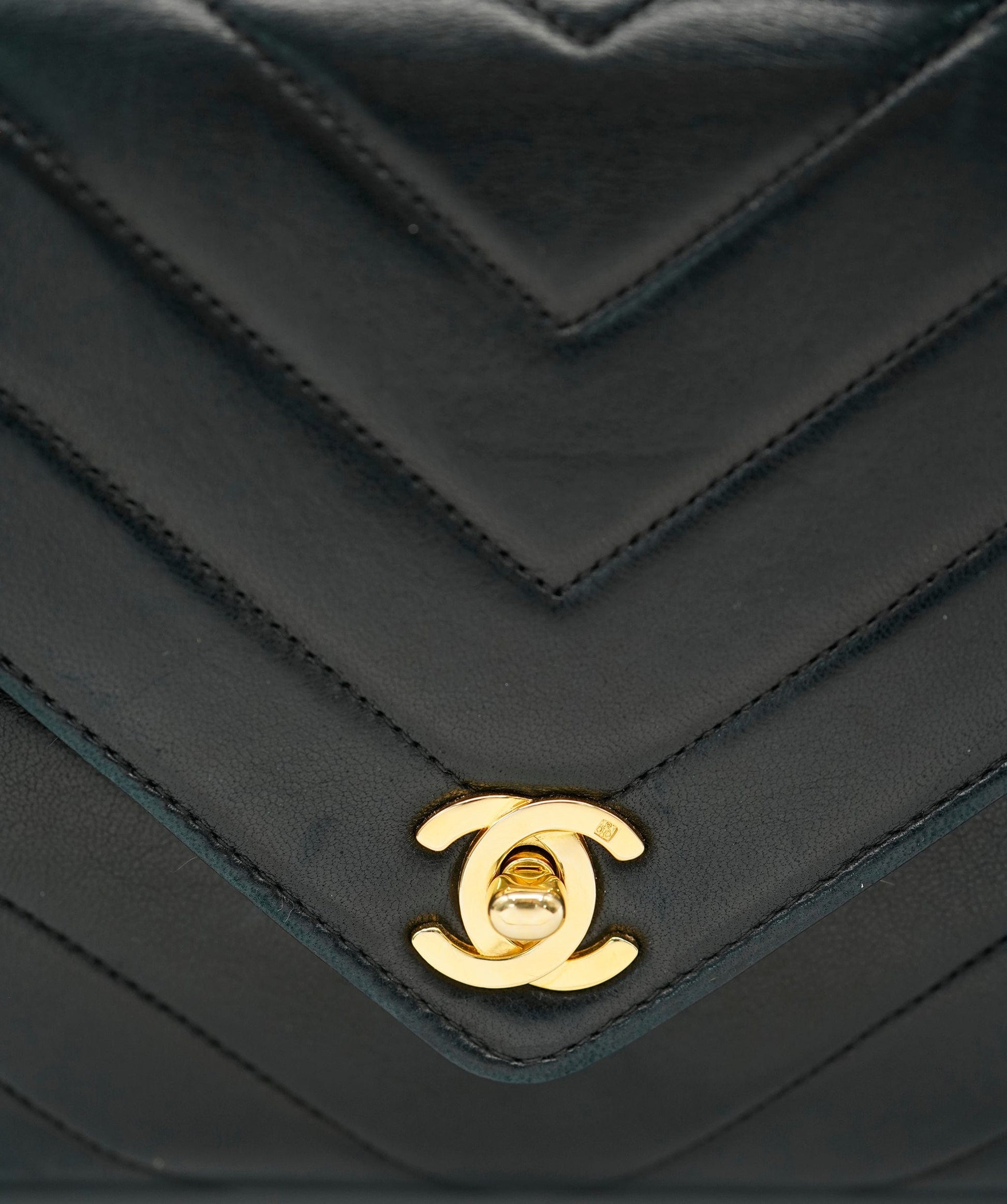 Chanel Crossbody Bag - Lynora Bags