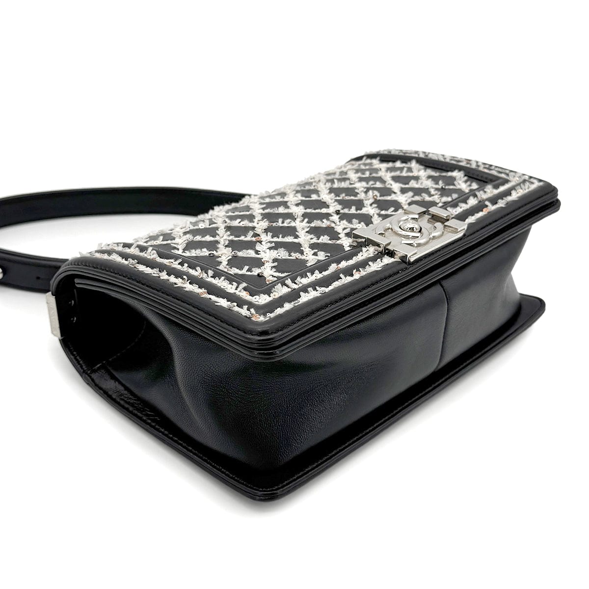 CHANEL BOYCHANEL MEDIUM CHAIN SHOULDER BAG BLACK LEATHER 90267774