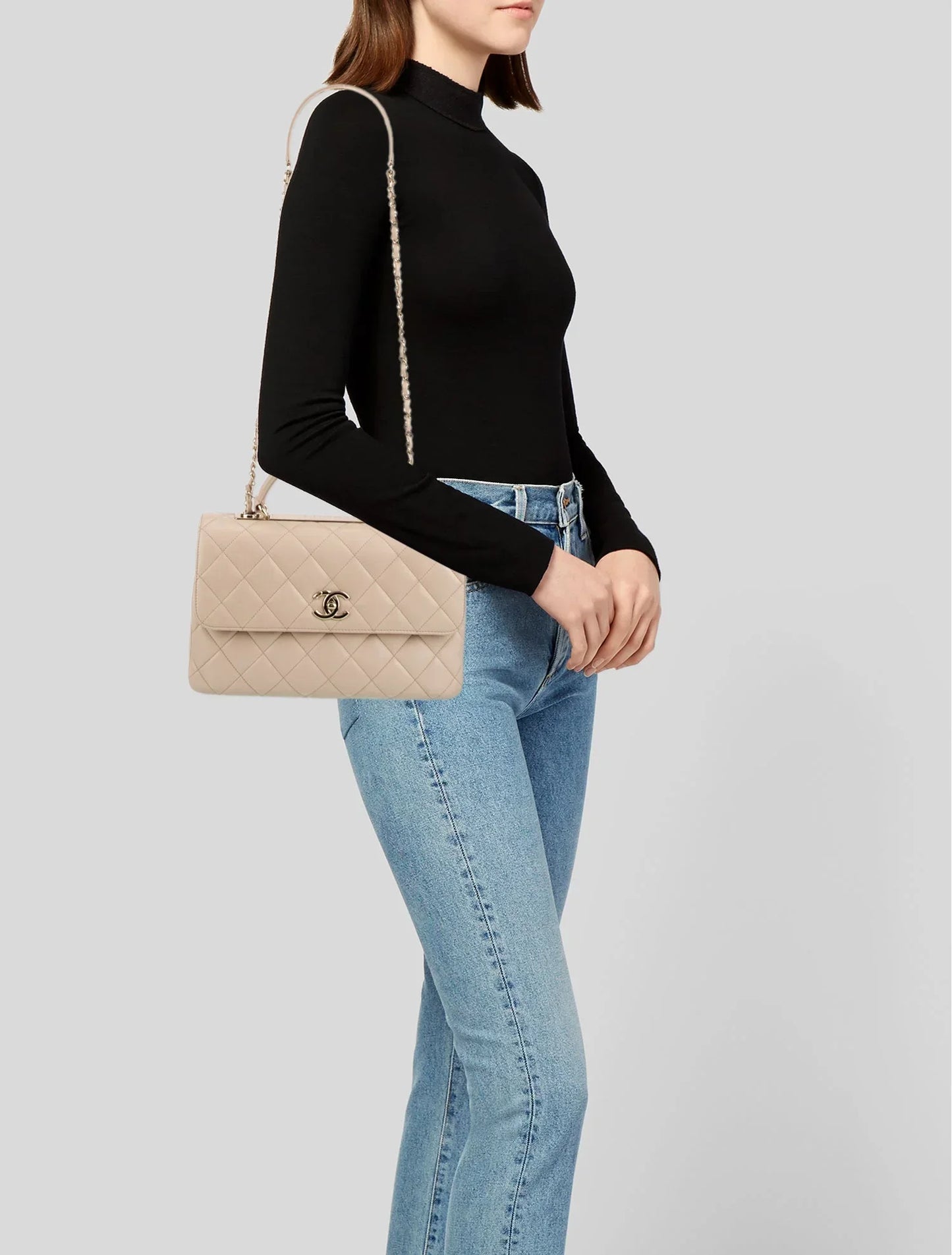CHANEL QUILTED LEATHER SMALL CC FLAP BAG