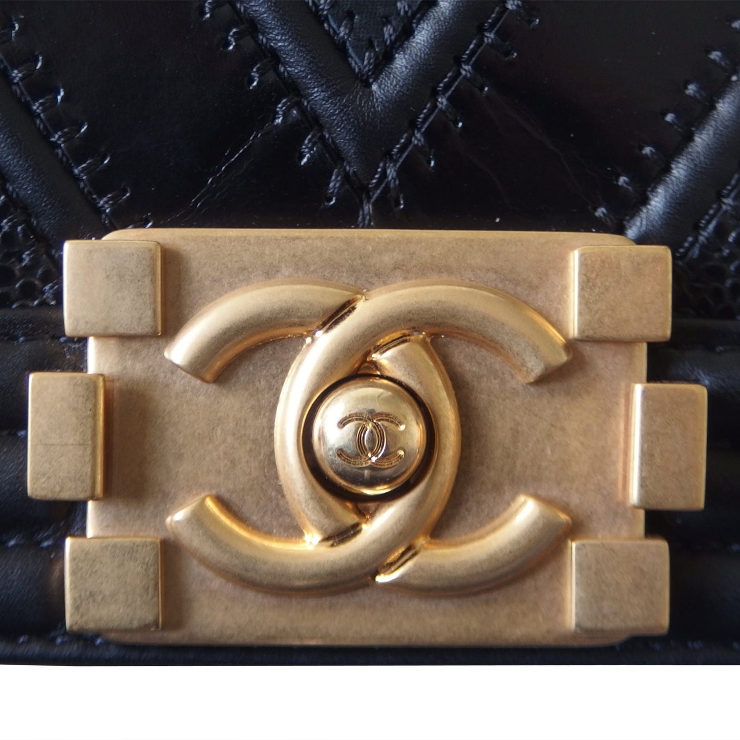 Chanel Boy Medium Plus