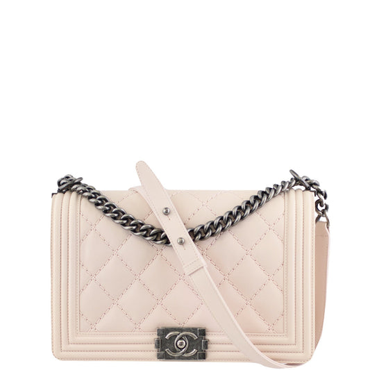 Chanel Boy Bag New Medium | Pale Pink