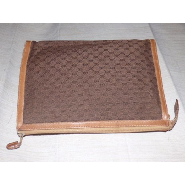 Gucci Leather Clutch