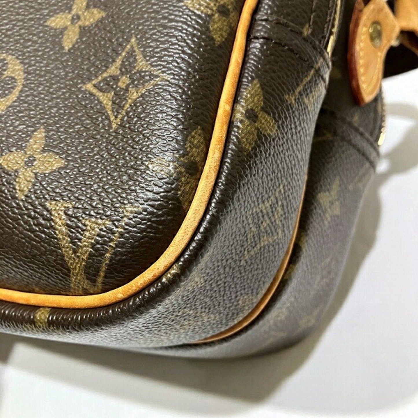 Louis Vuitton Shoulder Bag