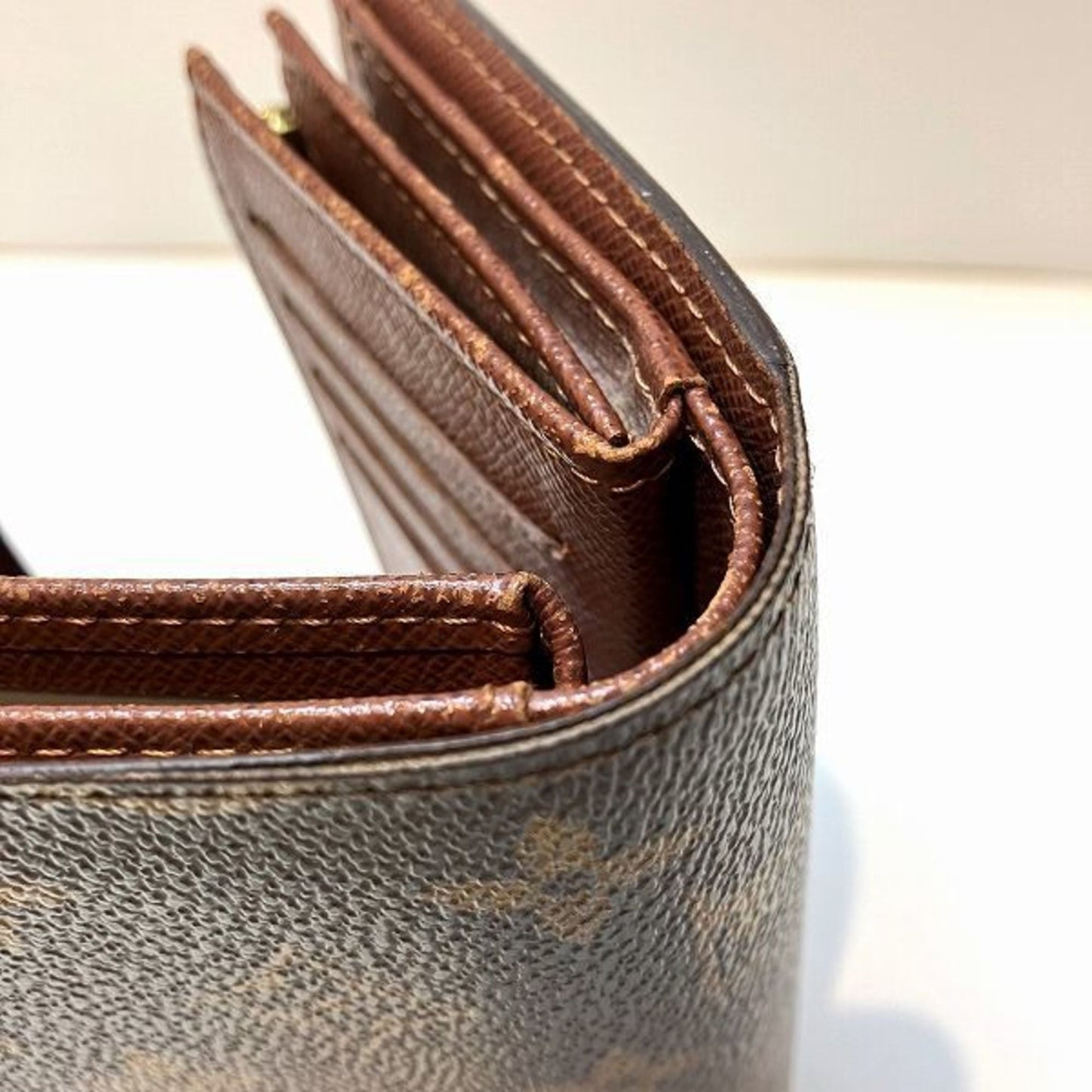 Louis Vuitton Monogram Galle Wallet (Tri-Fold)