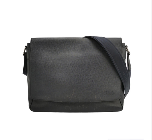 Louis Vuitton (LV) Roman bag black 32cm 250122781037265