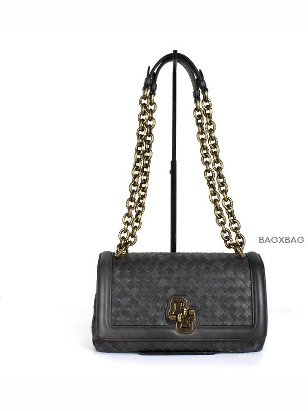 Luxury Bottega Veneta BT Knot Chain Olympia Bag Gray